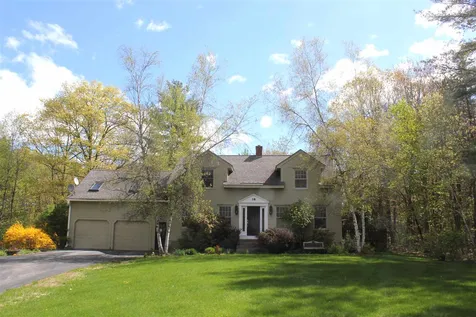 18 Quail Ridge Concord NH 03301