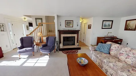 18 Quail Ridge Concord NH 03301