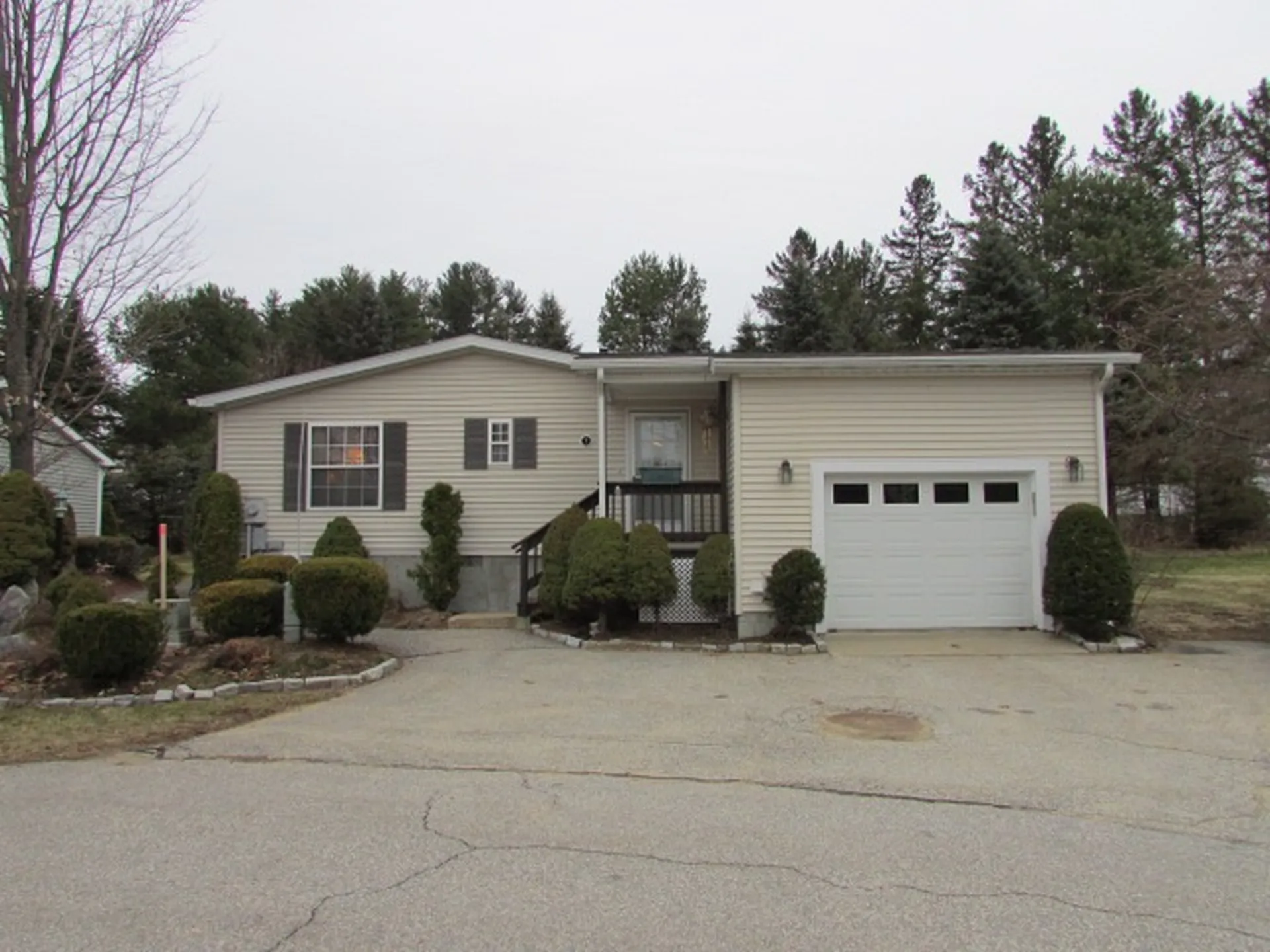 7 Magnolia Lane Belmont NH 03220