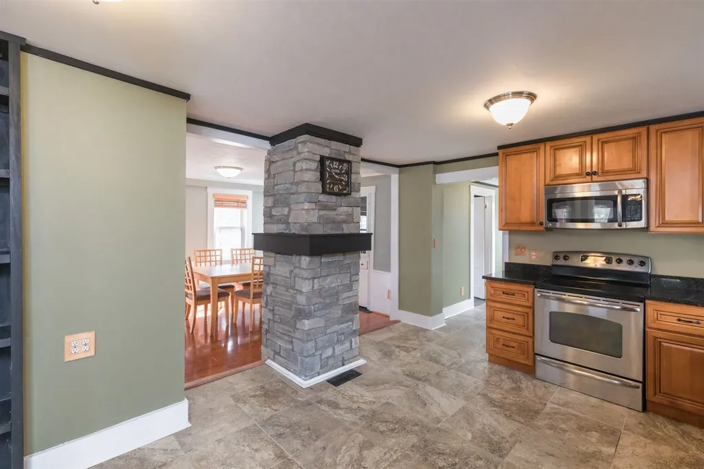 75 Central Avenue Dover NH 03820