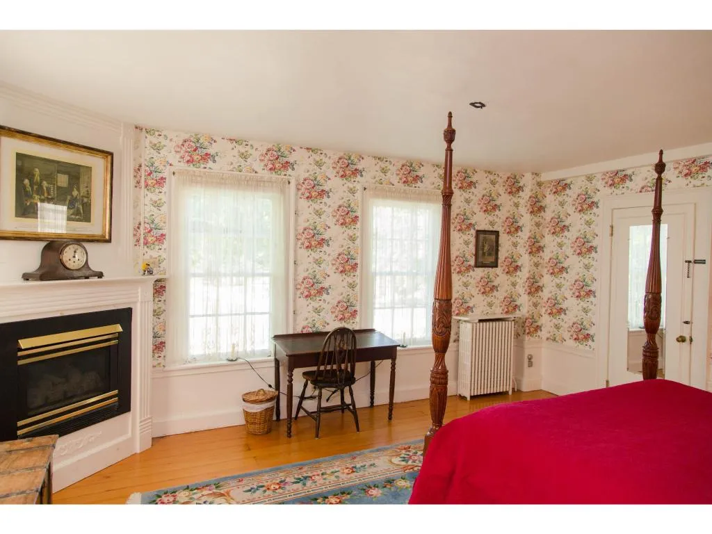 3587-3589 River Road Arlington VT 05250