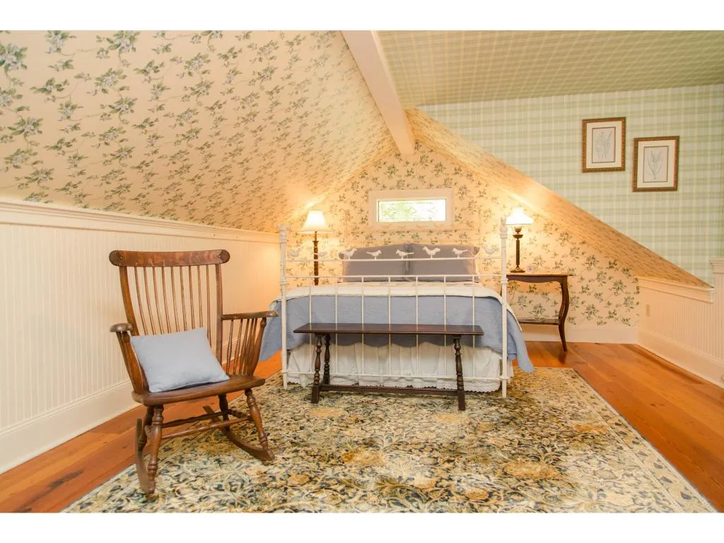 3587-3589 River Road Arlington VT 05250