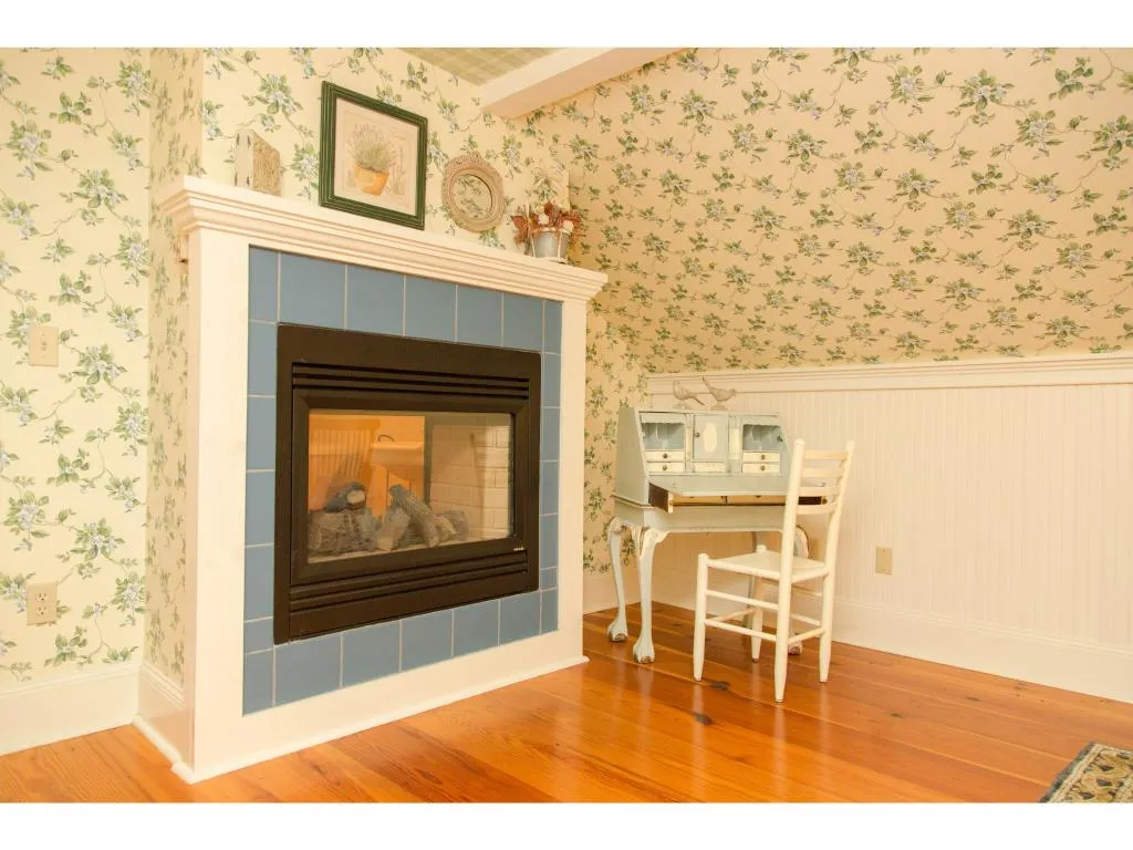 3587-3589 River Road Arlington VT 05250