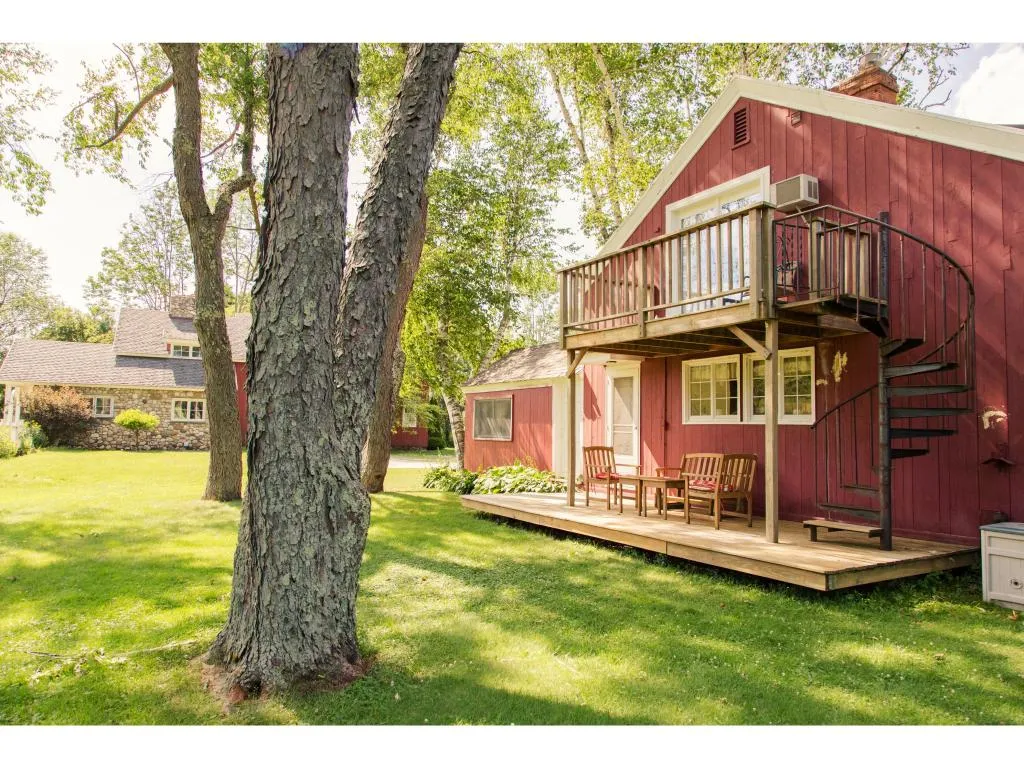 3587-3589 River Road Arlington VT 05250