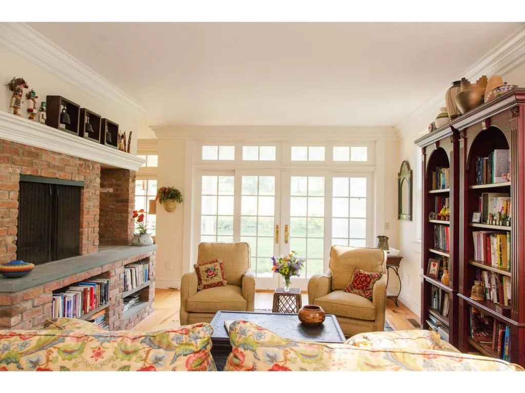 3587-3589 River Road Arlington VT 05250