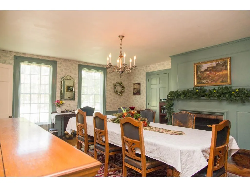 3587-3589 River Road Arlington VT 05250