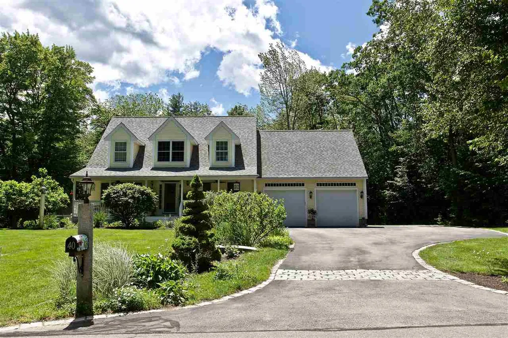 40 Carter Way Strafford NH 03884