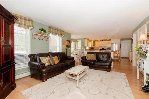 40 Carter Way Strafford NH 03884