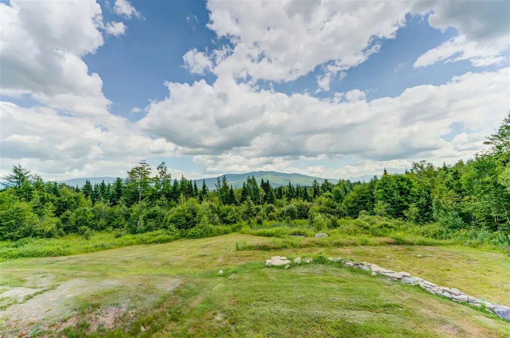 19 Crystal Avenue Jefferson NH 03583