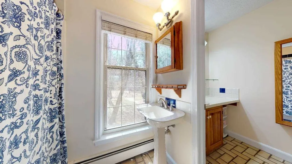 9 Flint Meadow Drive Brookline NH 03033