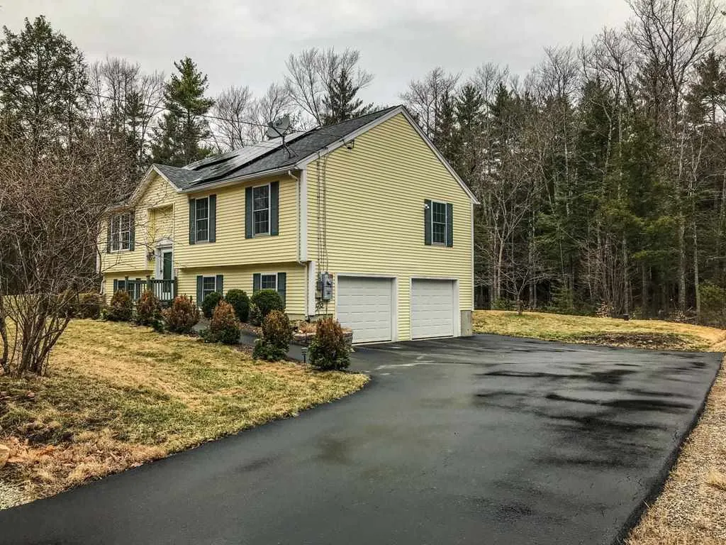 89 Cherub Drive Farmington NH 03835
