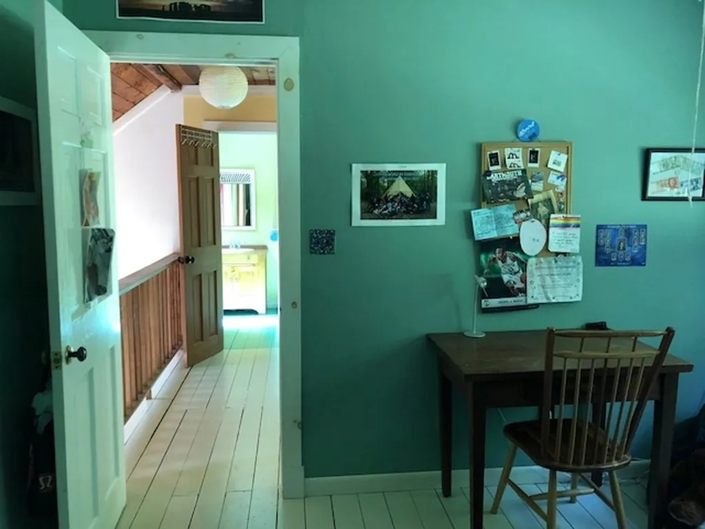 112 Old Coach Road Dummerston VT 05301