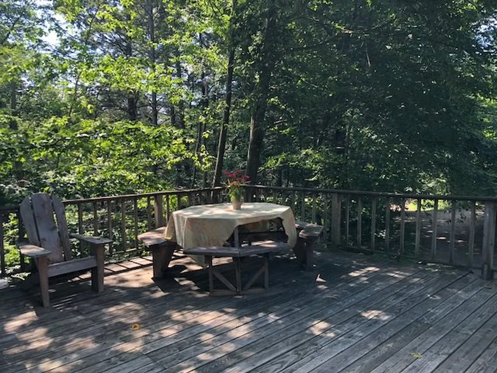 112 Old Coach Road Dummerston VT 05301