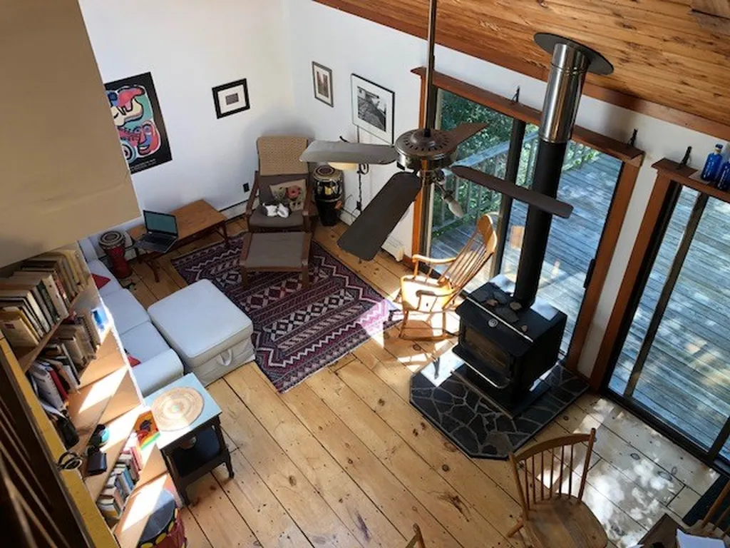 112 Old Coach Road Dummerston VT 05301