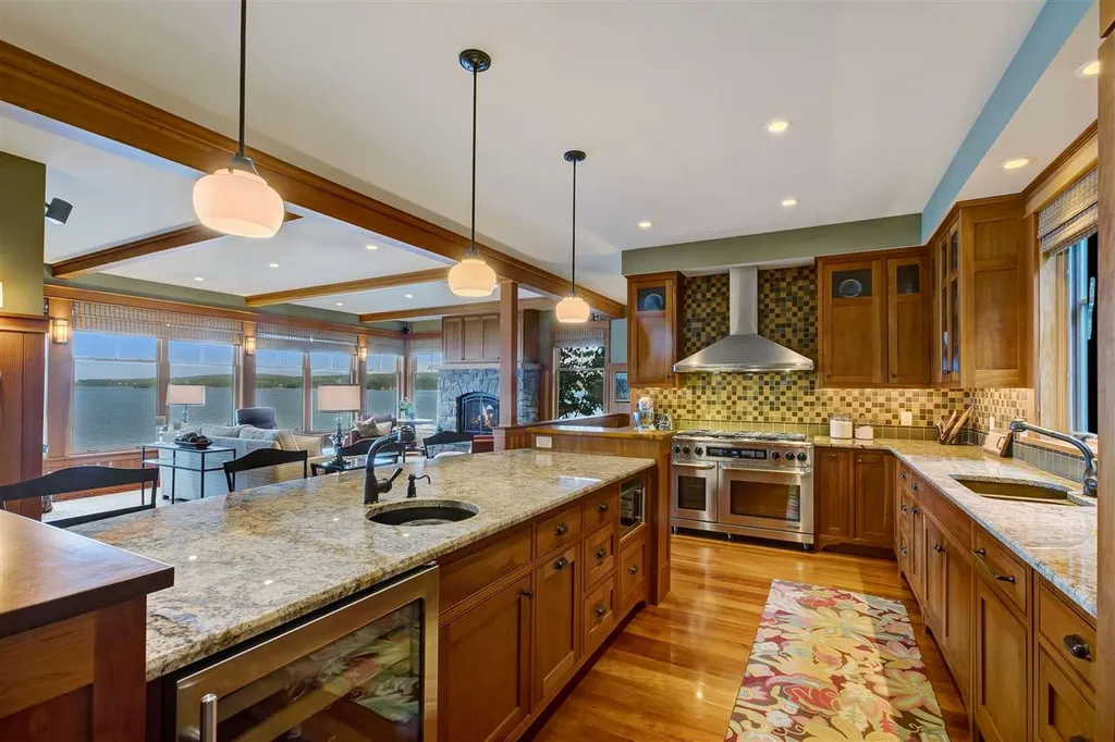 321 Crooked Creek Road Colchester VT 05446