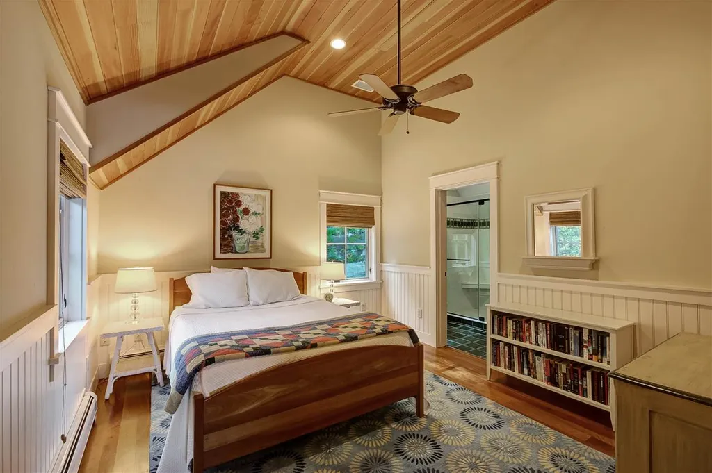 321 Crooked Creek Road Colchester VT 05446