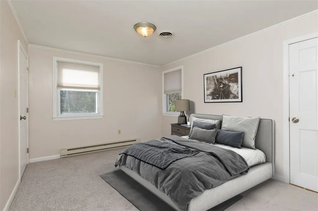 9 Crystal Drive Hampton Falls NH 03844