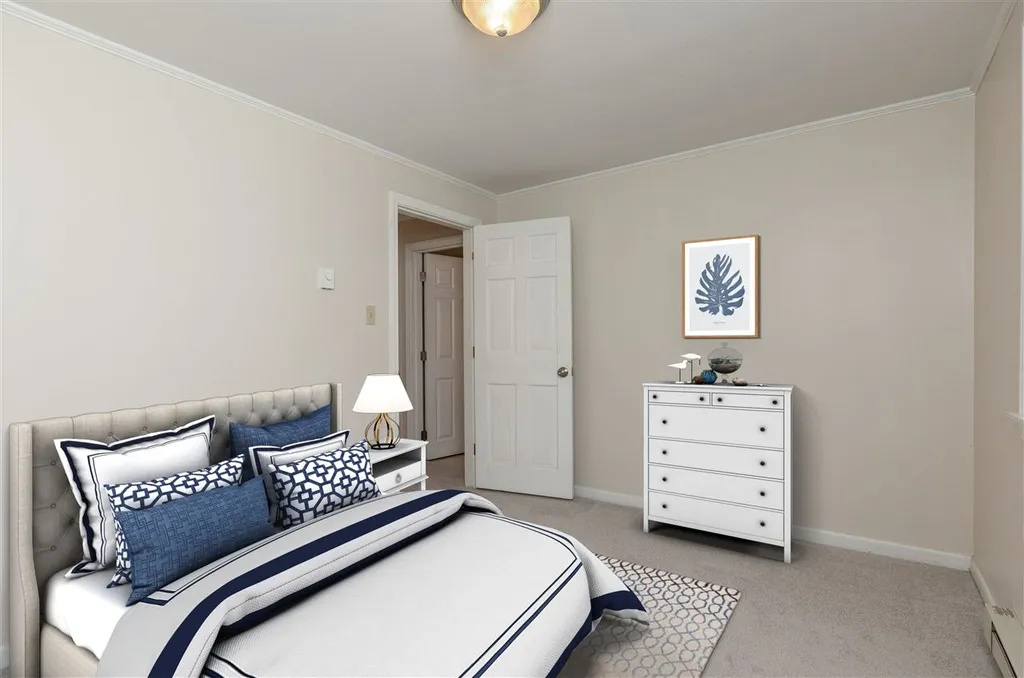 9 Crystal Drive Hampton Falls NH 03844
