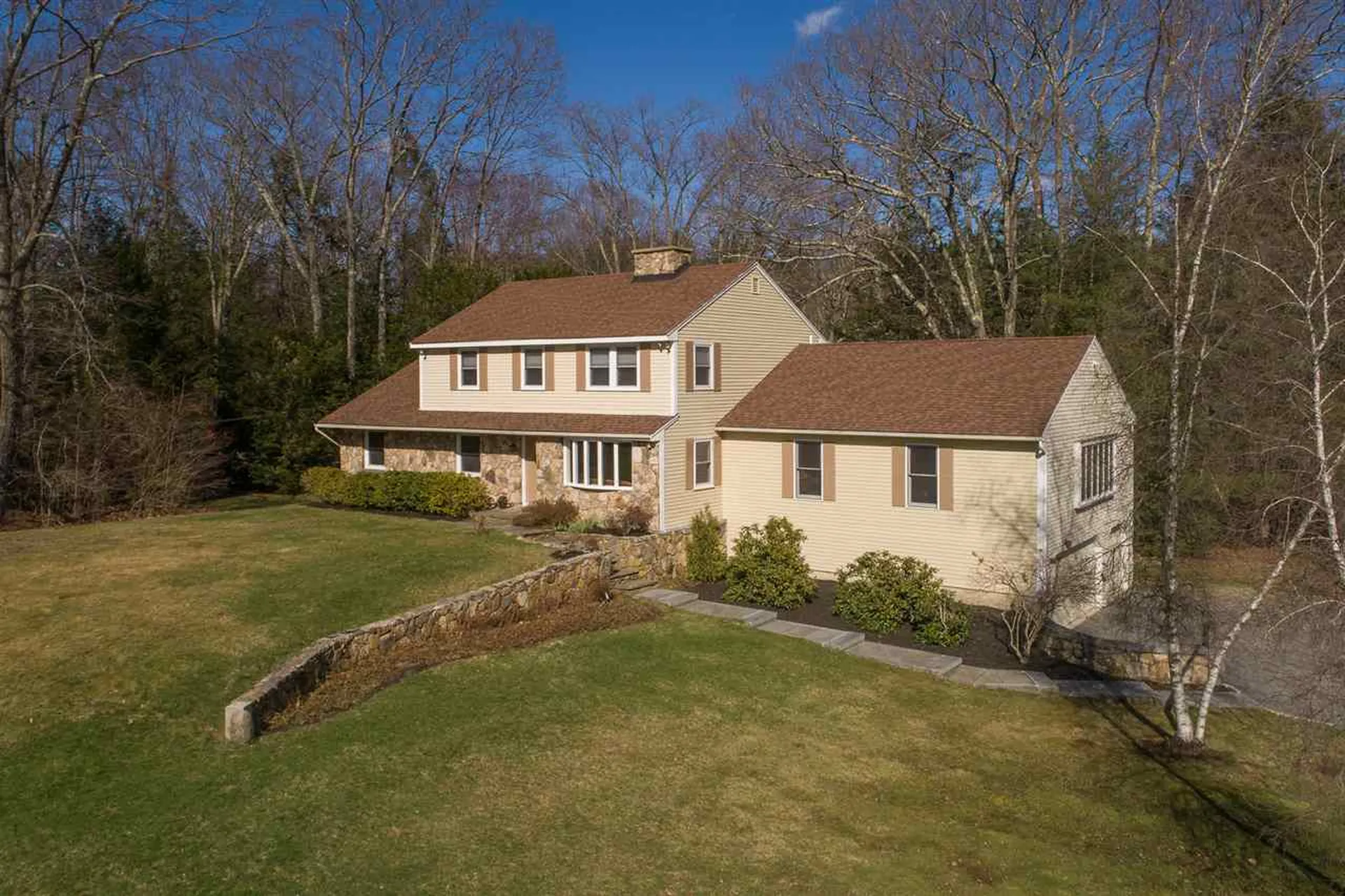 9 Crystal Drive Hampton Falls NH 03844