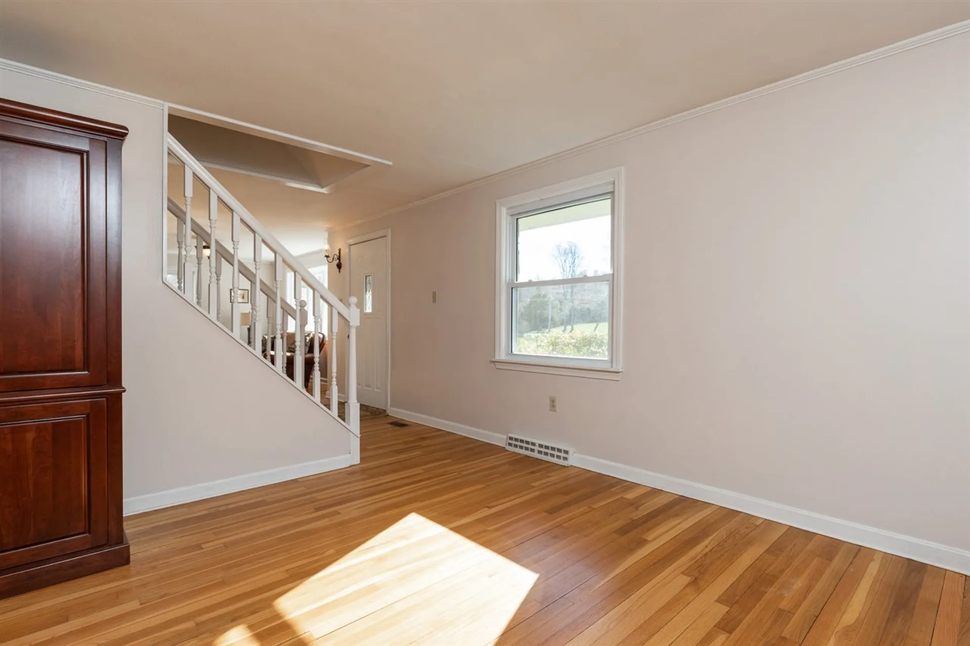 9 Crystal Drive Hampton Falls NH 03844