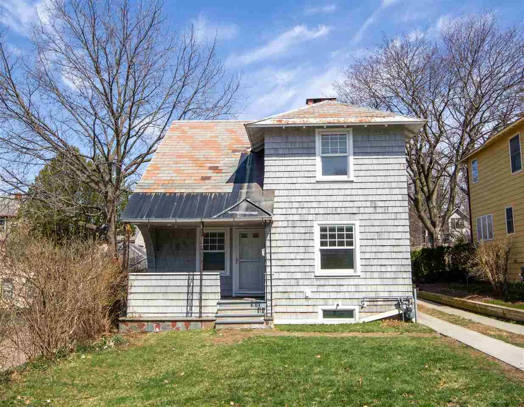 14 Beech Street Burlington VT 05401