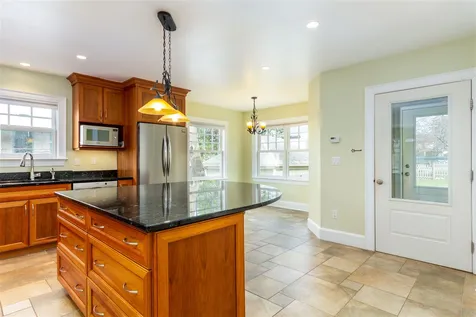 14 Beech Street Burlington VT 05401