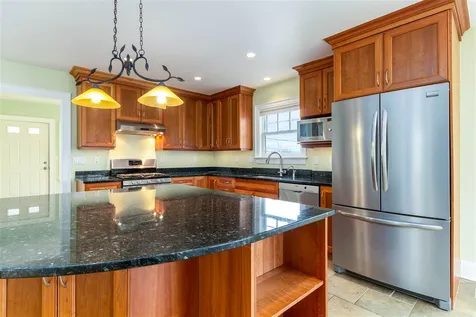 14 Beech Street Burlington VT 05401