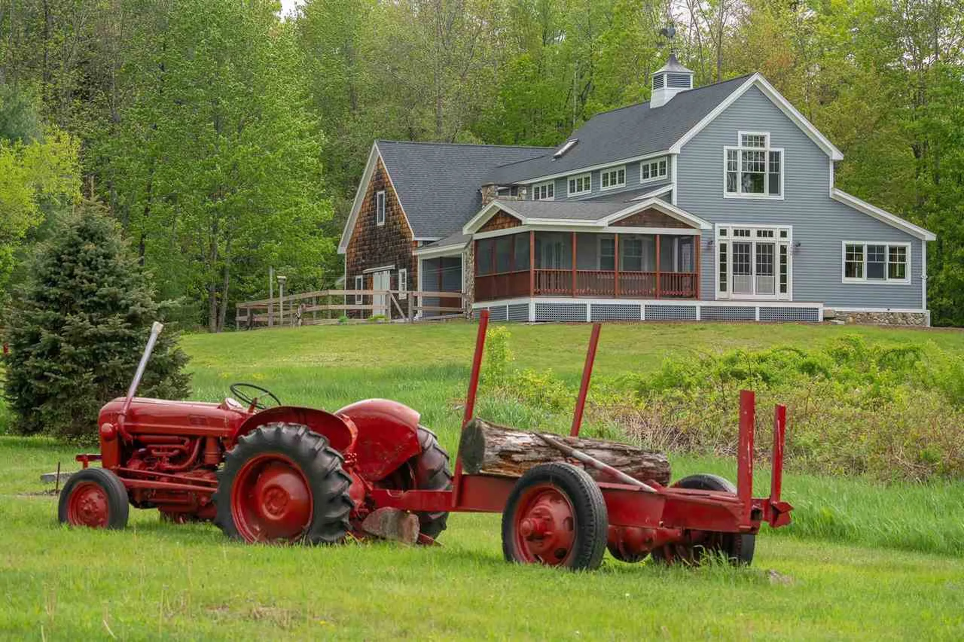 156 Leach Hill Road Goffstown NH 03045