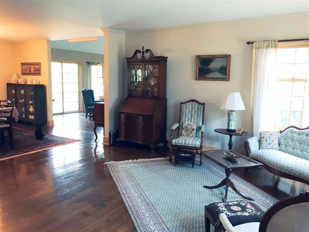 94 Spruce Road Wolfeboro NH 03894