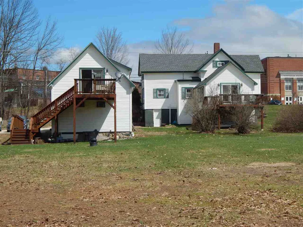 448 West Main Street Tilton NH 03276