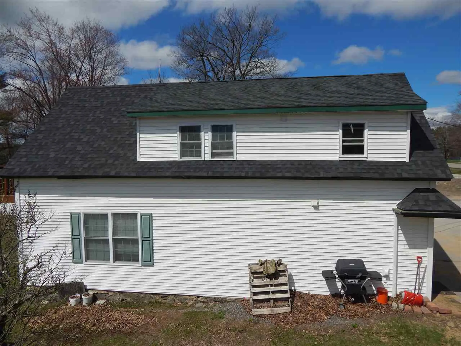 448 West Main Street Tilton NH 03276