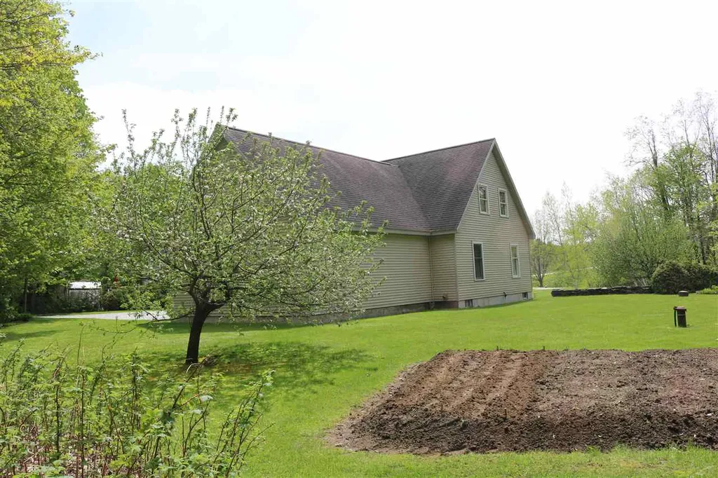 80 Brookside Drive Sheldon VT 05483
