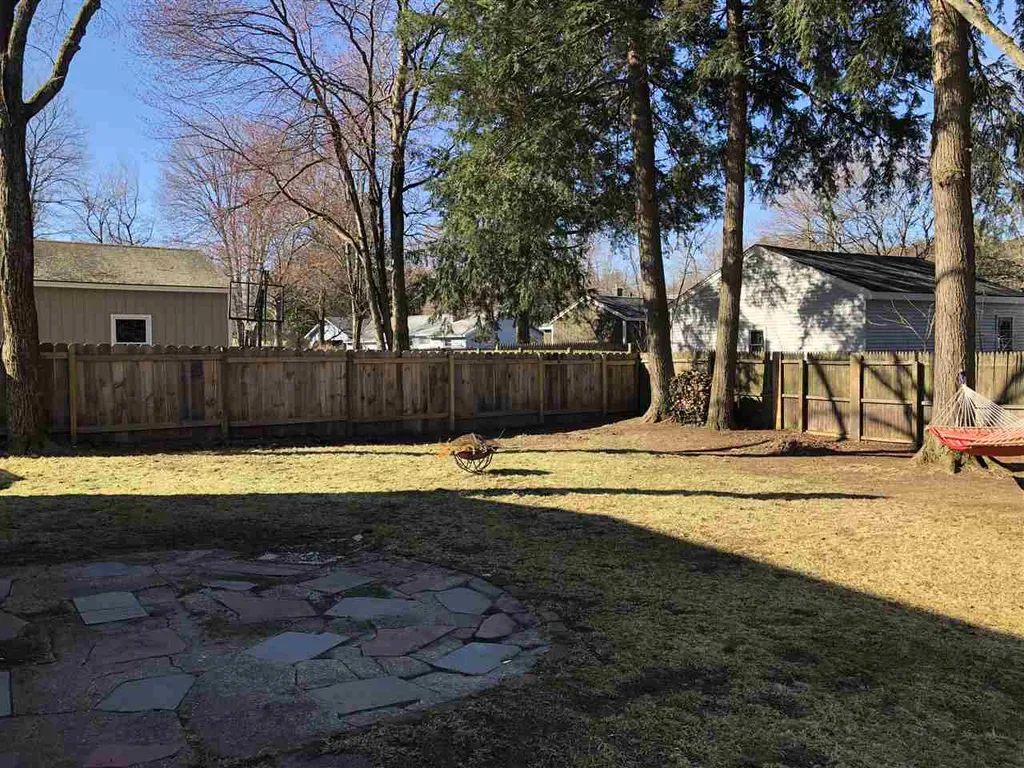 138 Pako Avenue Keene NH 03431