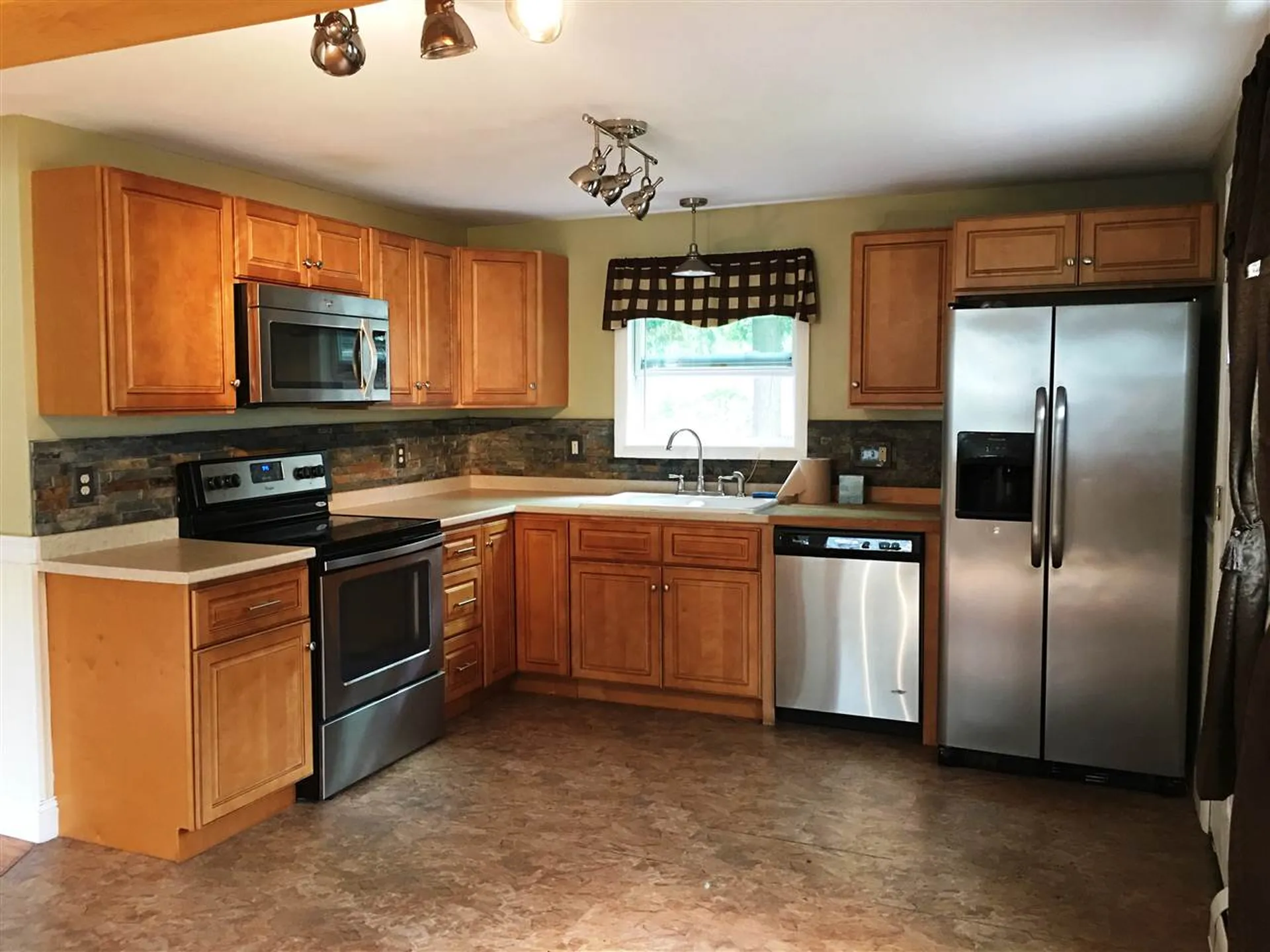 138 Pako Avenue Keene NH 03431