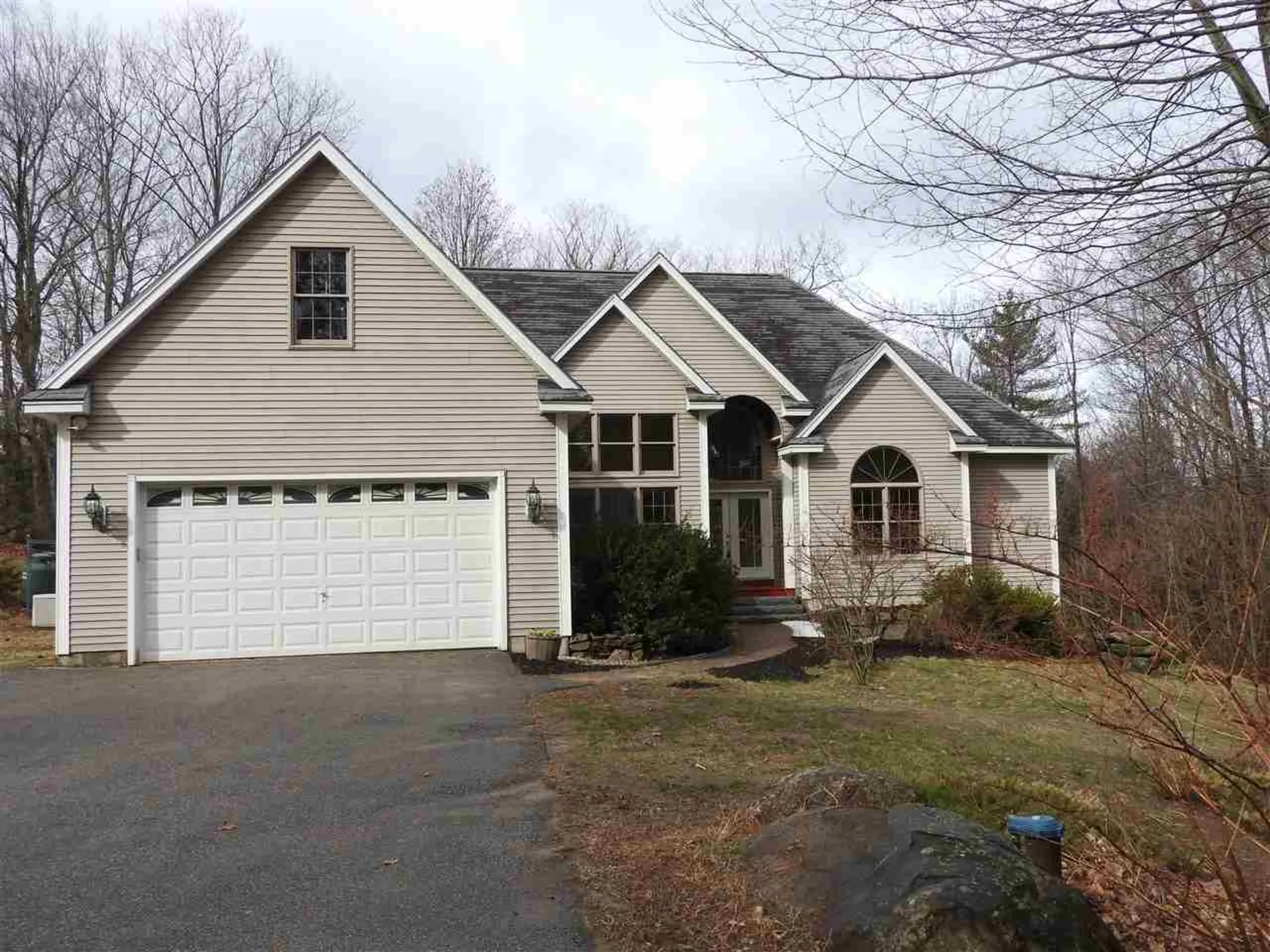 260 Mansion Road Dunbarton NH 03046