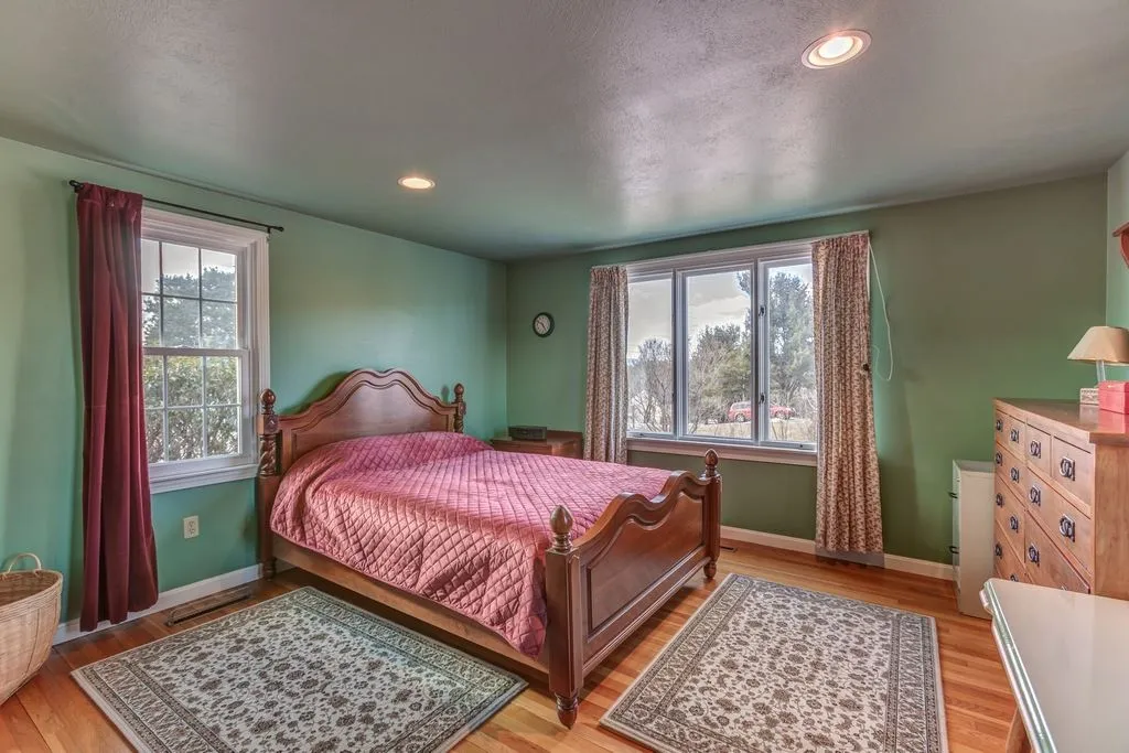 18 Orchard Hill Road Peterborough NH 03458