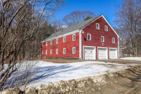 94 Martin Road Weare NH 03281