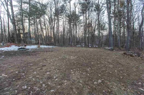 8 Maxwell Drive Derry NH 03038