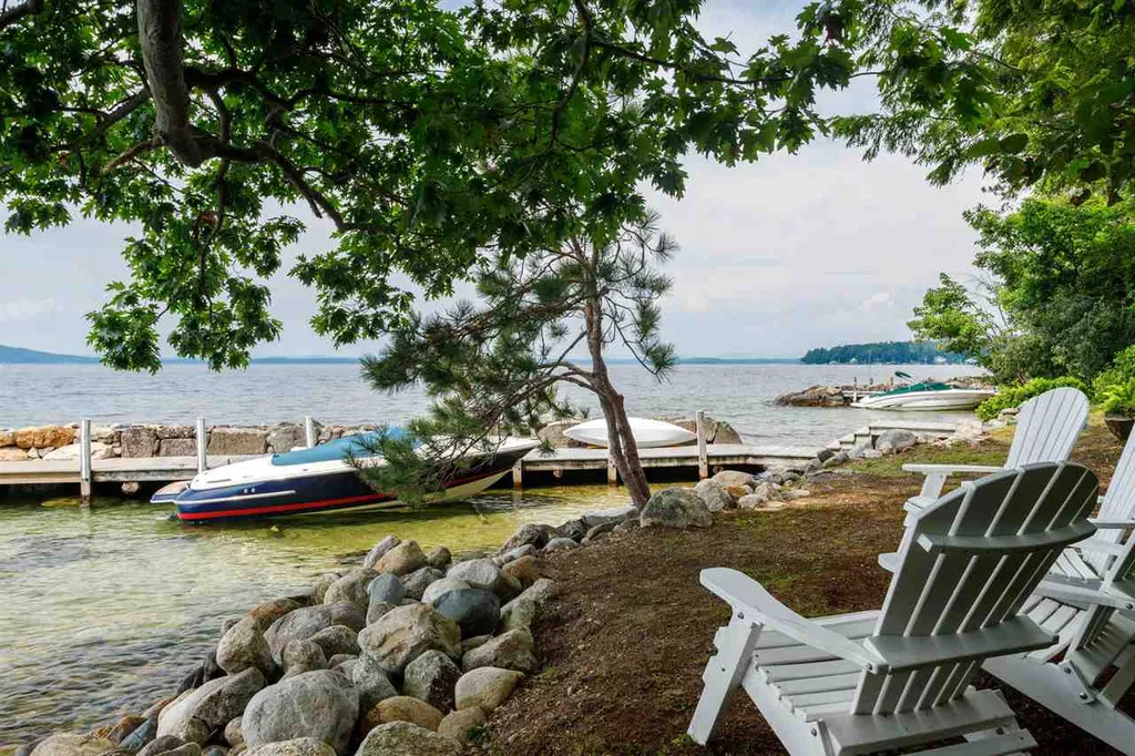 124 Broadside Road Wolfeboro NH 03894