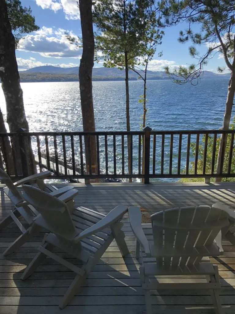 124 Broadside Road Wolfeboro NH 03894