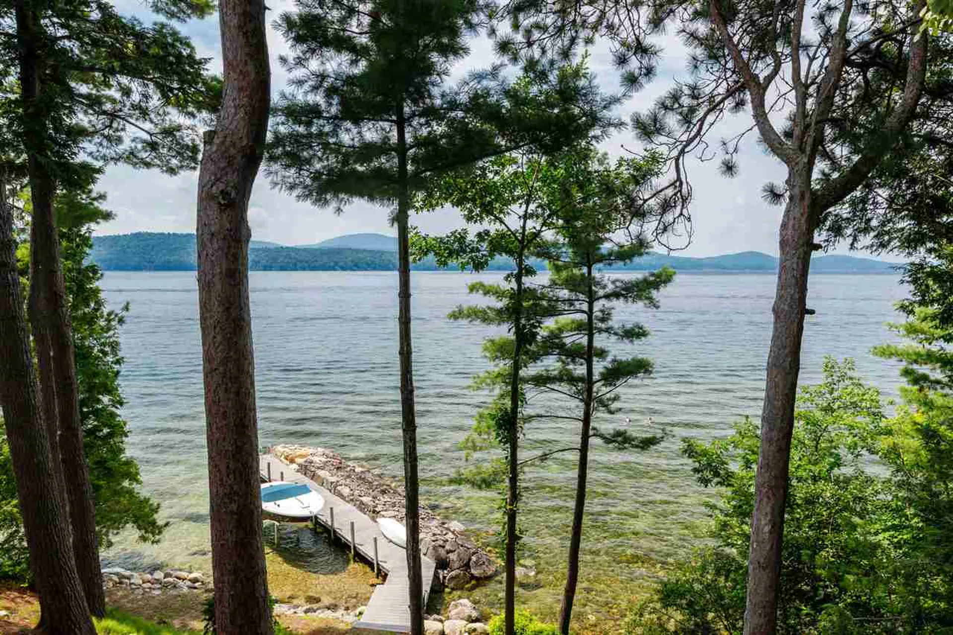 124 Broadside Road Wolfeboro NH 03894