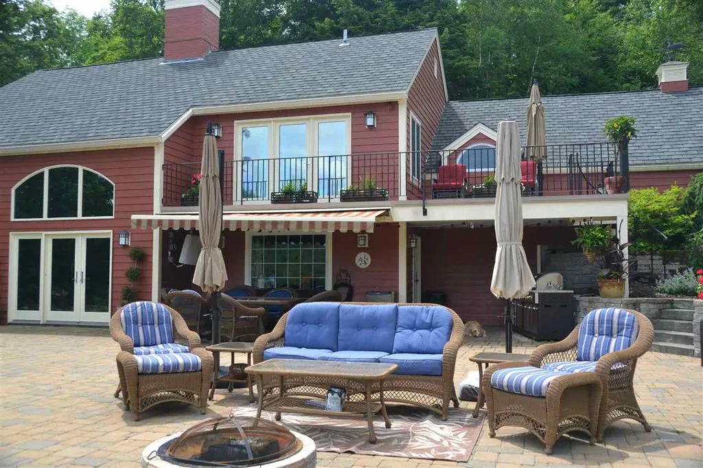 3 Wyanoke Gate Lane Wolfeboro NH 03894