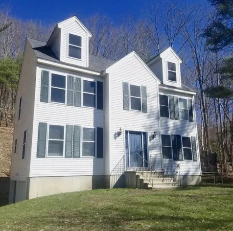 540 Reservoir Drive Weare NH 03281