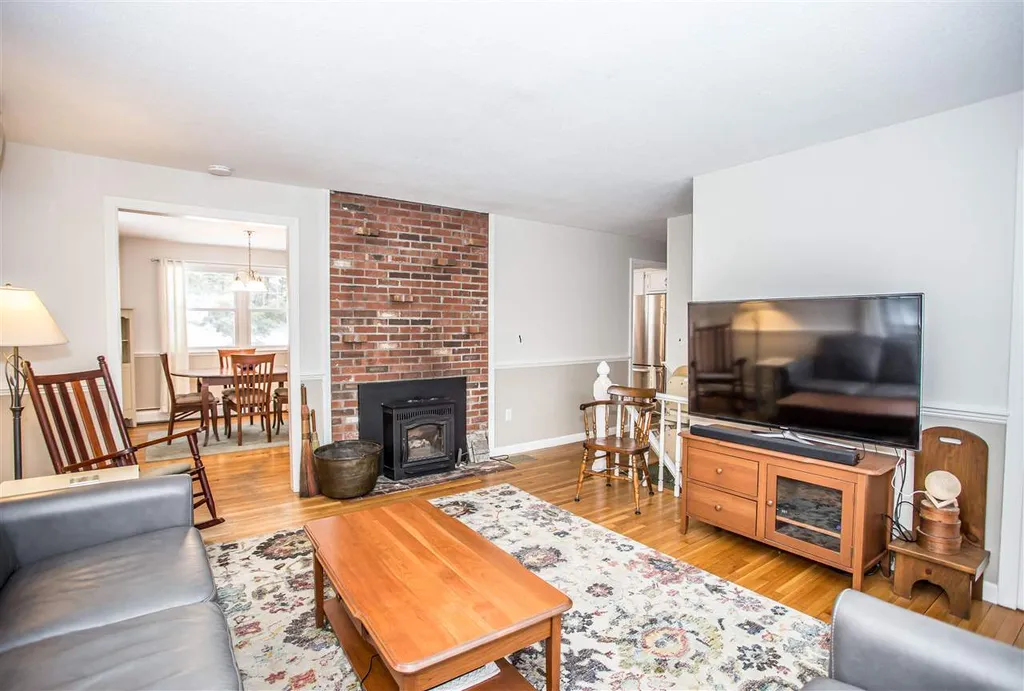 48 Keenan Drive Peterborough NH 03458