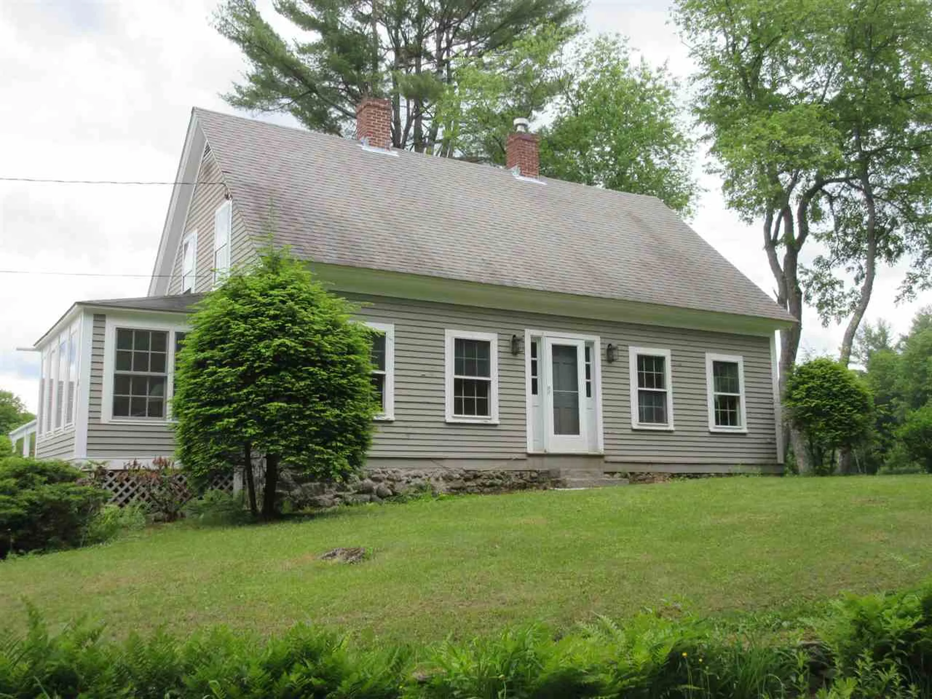 6 South Elmwood Road Hancock NH 03449