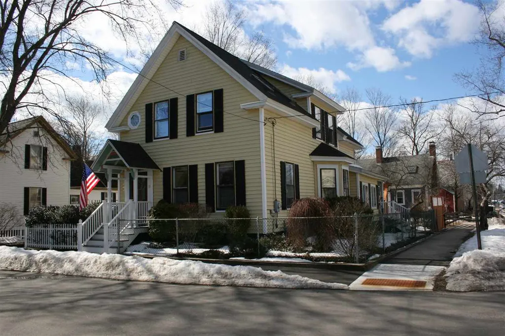 2 Spruce Street Concord NH 03301