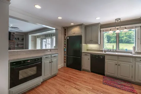 1377 Pomfret Road Pomfret VT 05067