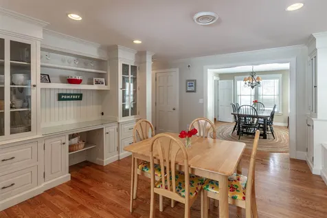 1377 Pomfret Road Pomfret VT 05067