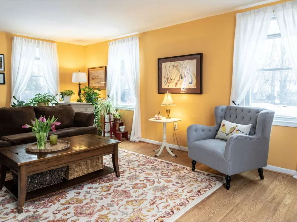 57 Mcintosh Avenue South Burlington VT 05403