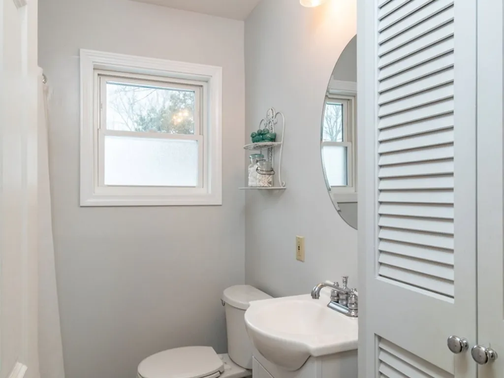 57 Mcintosh Avenue South Burlington VT 05403